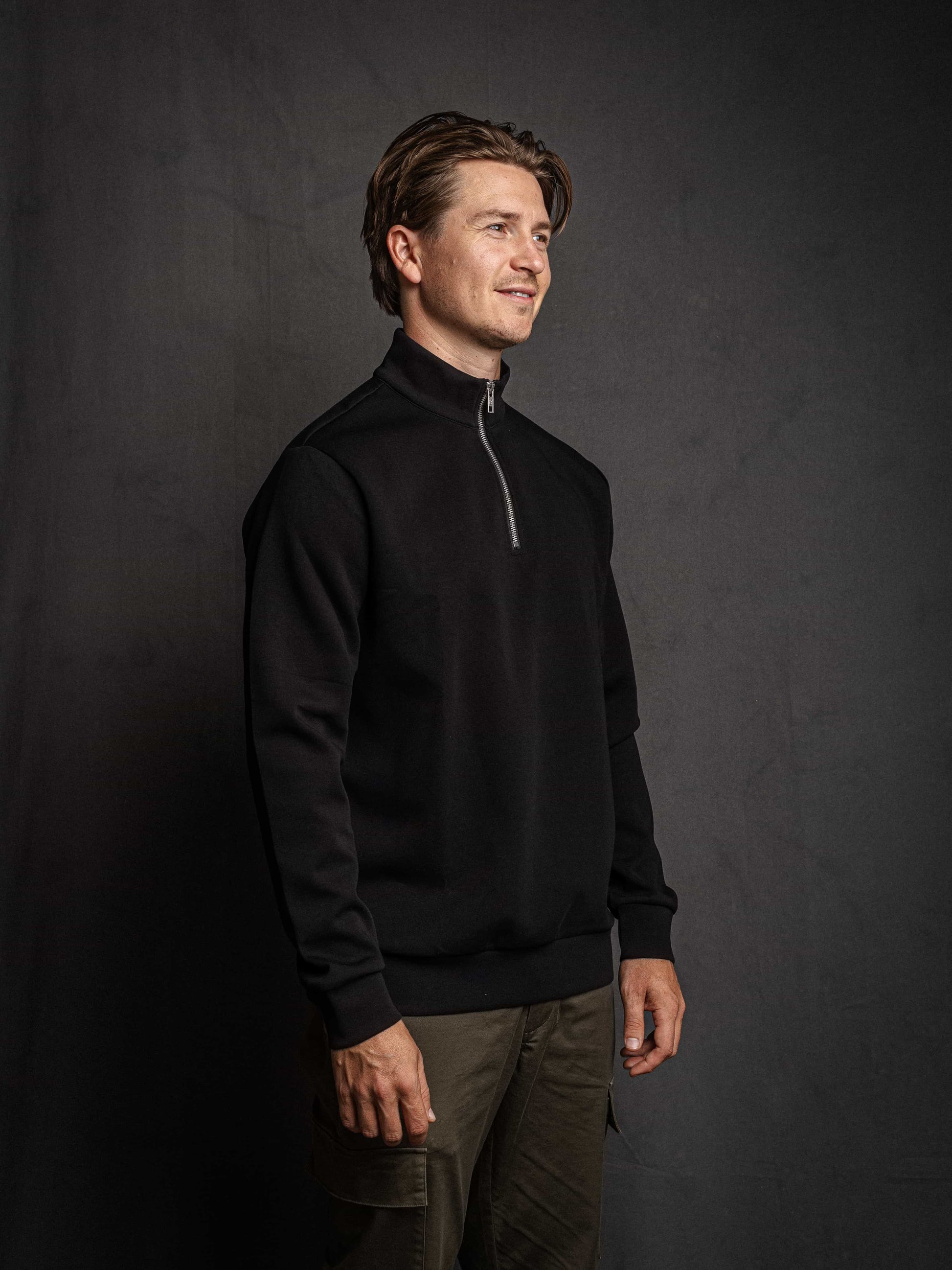 Zipper sweater